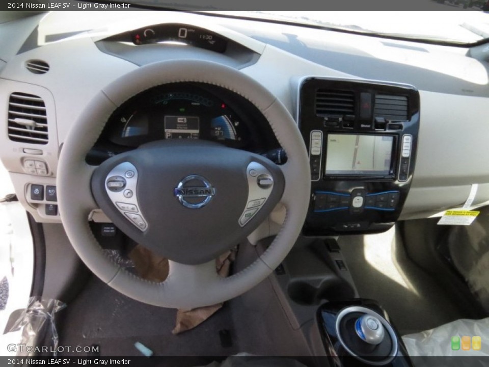 Light Gray Interior Dashboard for the 2014 Nissan LEAF SV #91166268