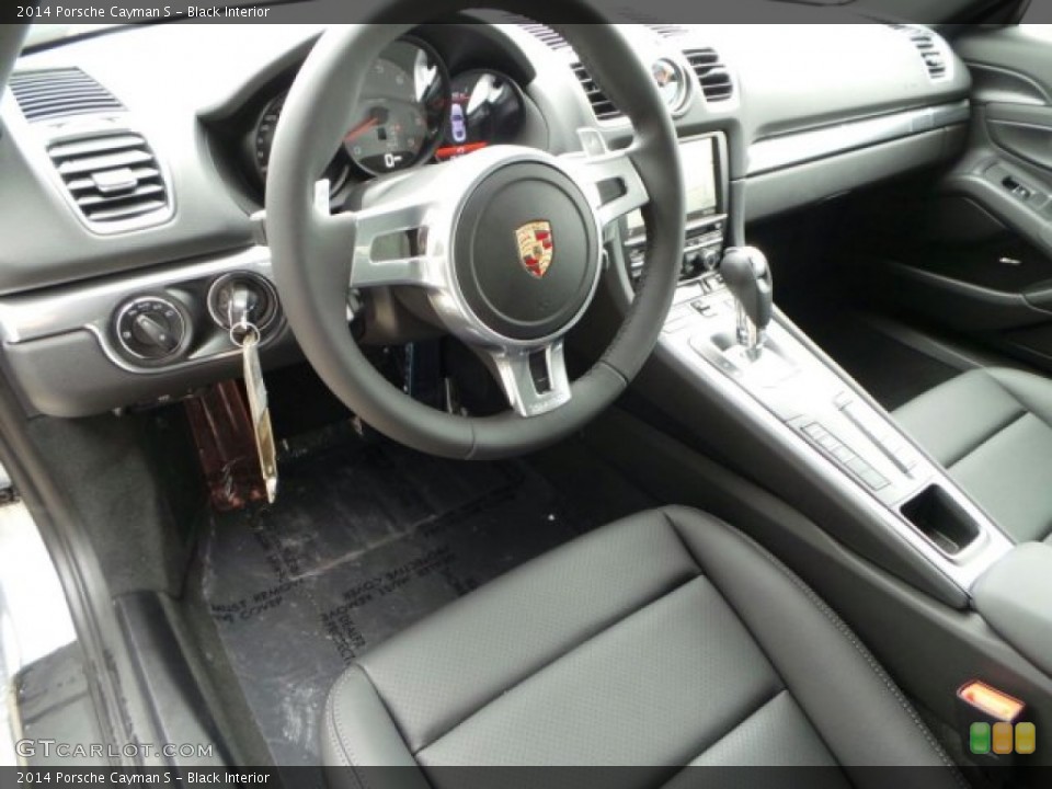 Black Interior Photo for the 2014 Porsche Cayman S #91212157