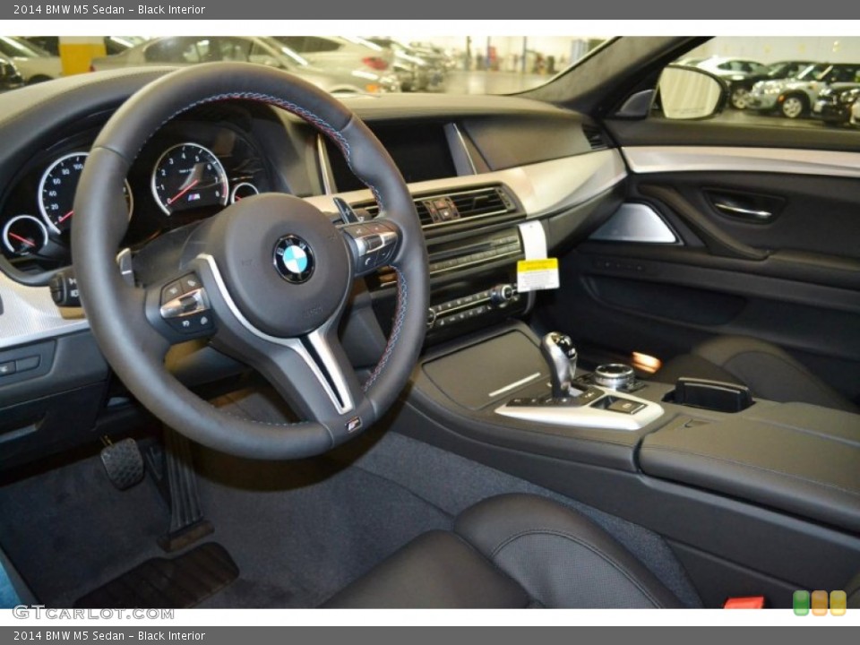 Black Interior Dashboard for the 2014 BMW M5 Sedan #91213552