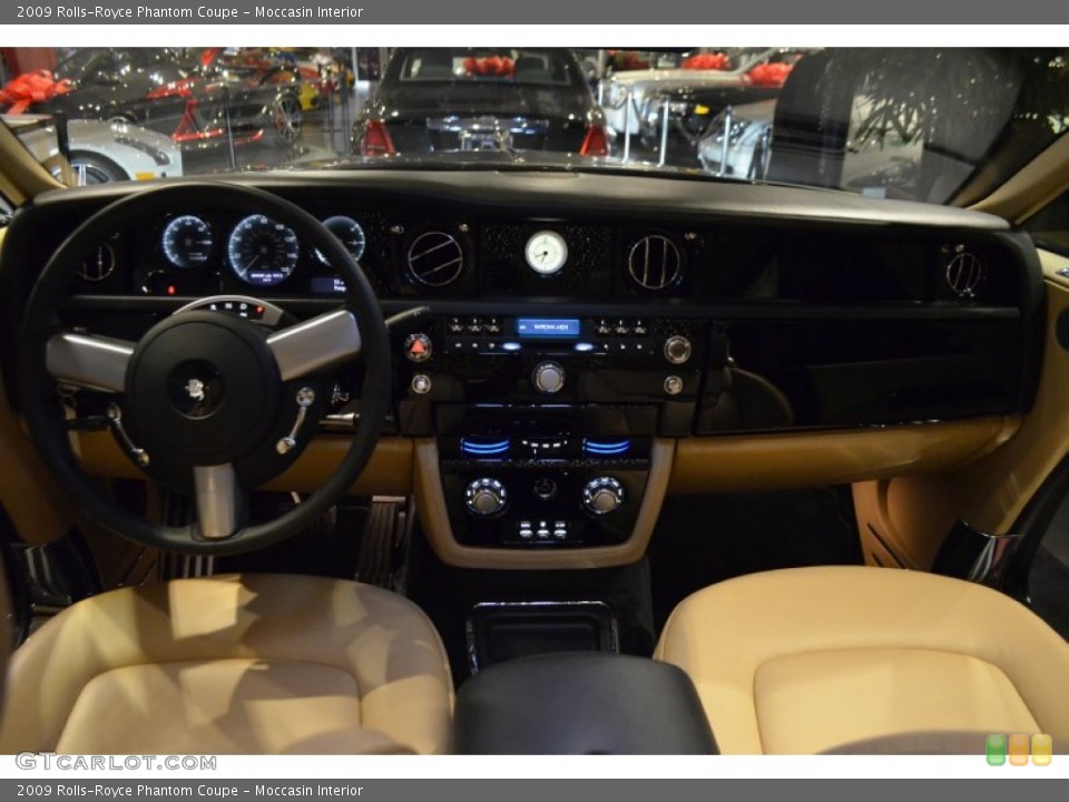 Moccasin Interior Dashboard for the 2009 Rolls-Royce Phantom Coupe #91223236