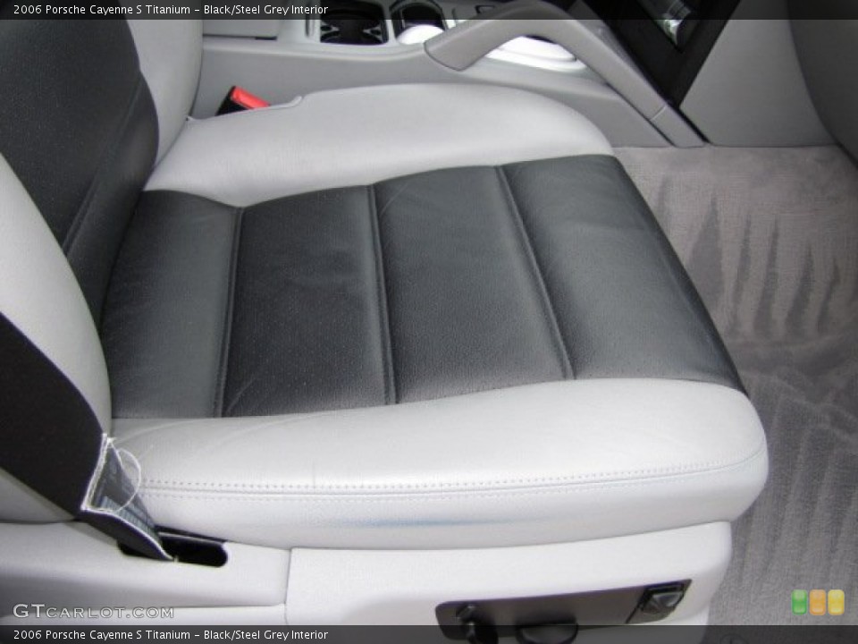 Black/Steel Grey Interior Front Seat for the 2006 Porsche Cayenne S Titanium #91229050