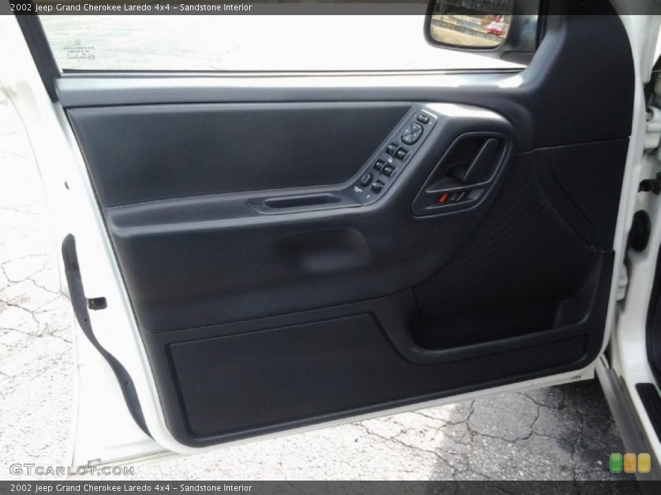 Sandstone Interior Door Panel for the 2002 Jeep Grand Cherokee Laredo 4x4 #91237998