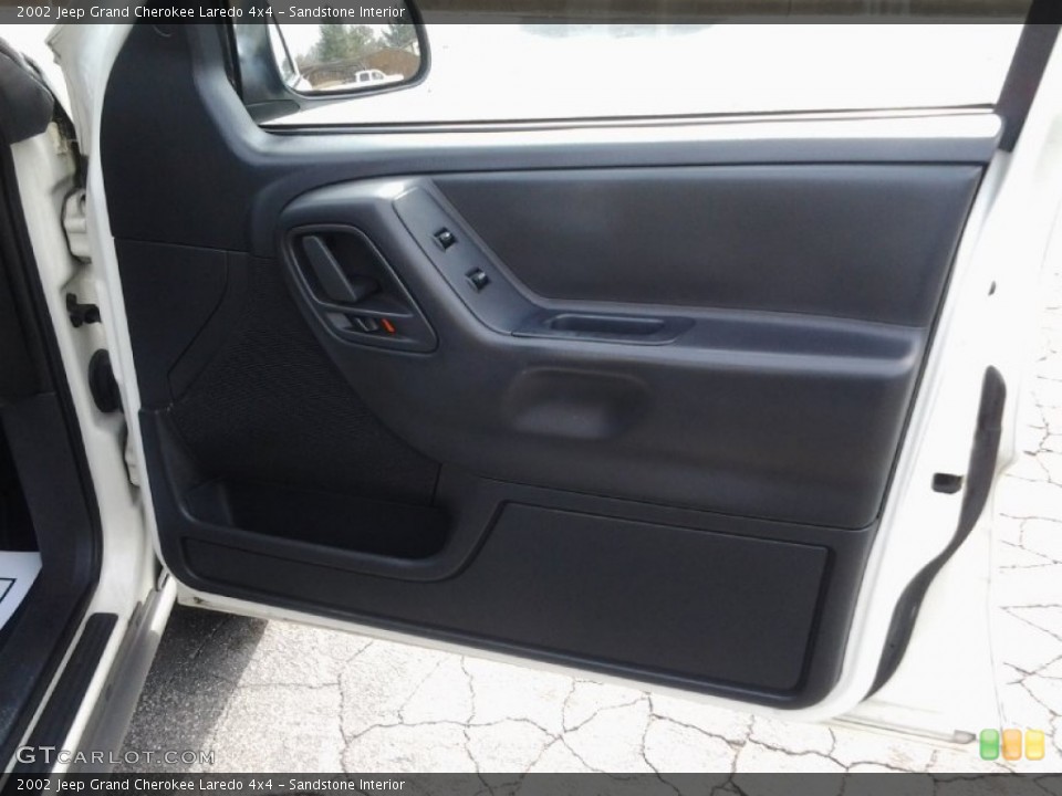 Sandstone Interior Door Panel for the 2002 Jeep Grand Cherokee Laredo 4x4 #91238113