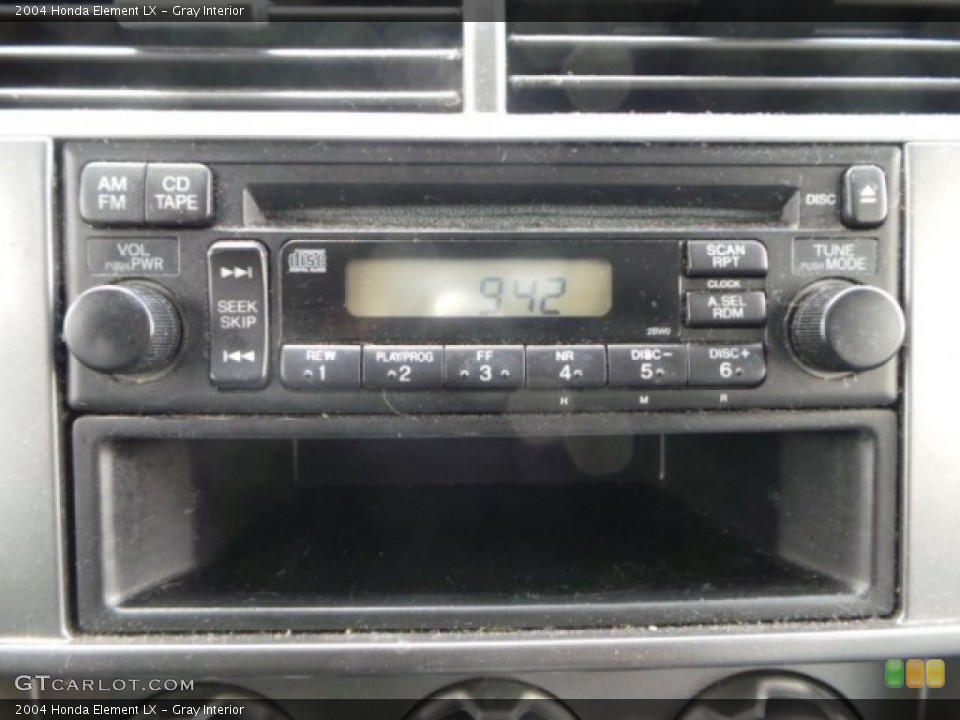 Gray Interior Audio System for the 2004 Honda Element LX #91239500
