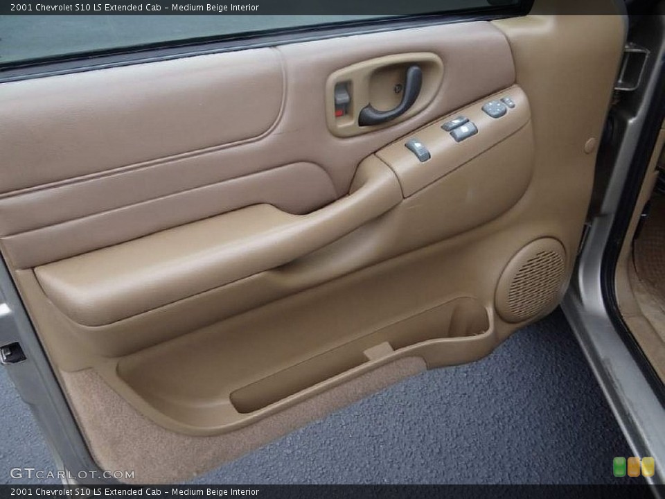 Medium Beige Interior Door Panel for the 2001 Chevrolet S10 LS Extended Cab #91244698