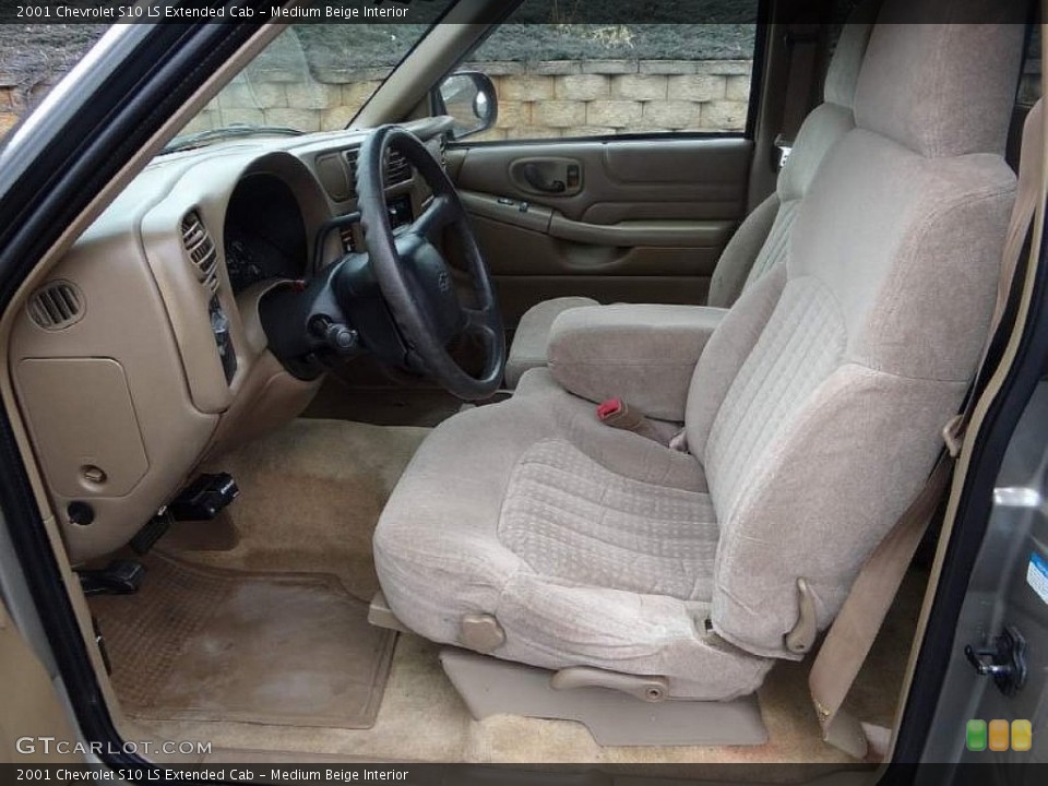 Medium Beige Interior Photo for the 2001 Chevrolet S10 LS Extended Cab #91244719