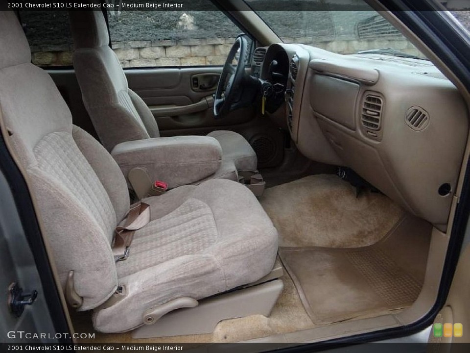 Medium Beige Interior Front Seat for the 2001 Chevrolet S10 LS Extended Cab #91245002