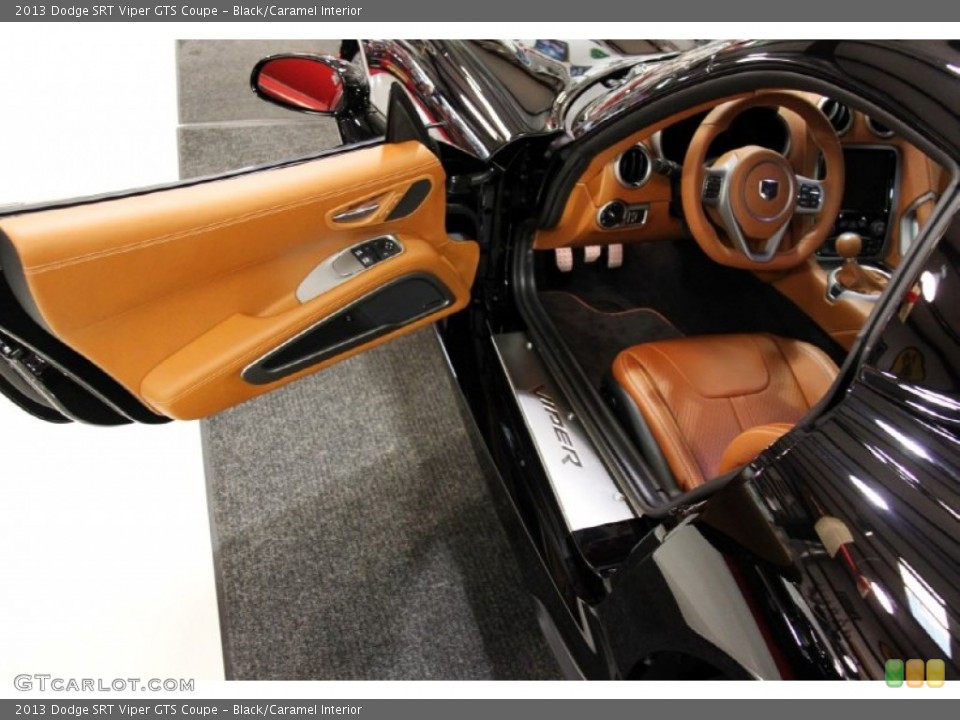 Black/Caramel Interior Photo for the 2013 Dodge SRT Viper GTS Coupe #91282933