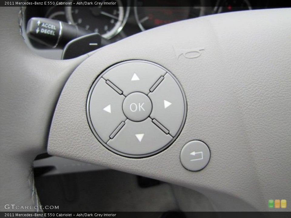 Ash/Dark Grey Interior Controls for the 2011 Mercedes-Benz E 550 Cabriolet #91309746