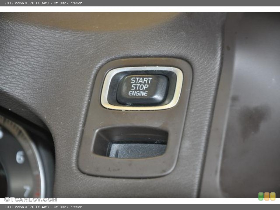 Off Black Interior Controls for the 2012 Volvo XC70 T6 AWD #91321538