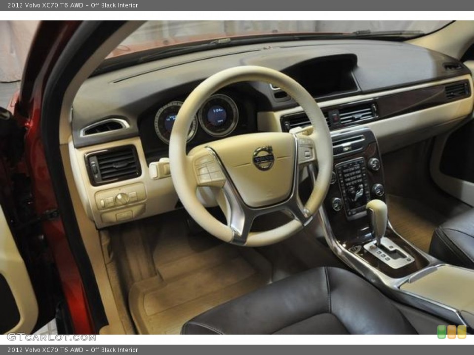Off Black Interior Photo for the 2012 Volvo XC70 T6 AWD #91322284