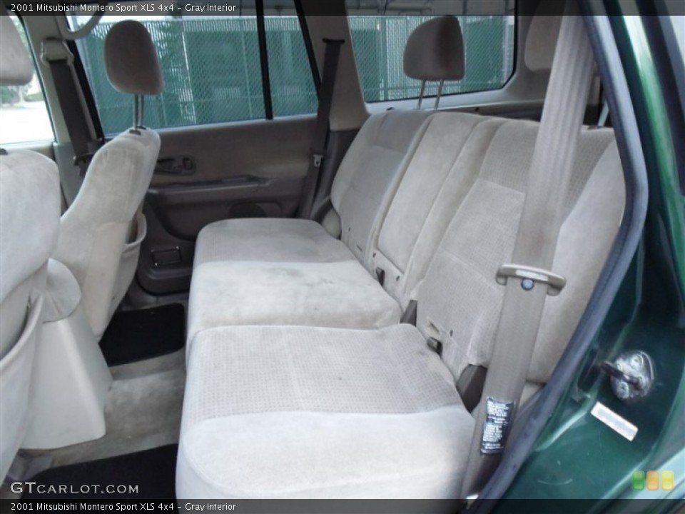 Gray Interior Rear Seat for the 2001 Mitsubishi Montero Sport XLS 4x4 #91333219