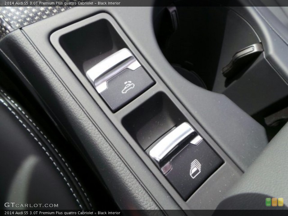 Black Interior Controls for the 2014 Audi S5 3.0T Premium Plus quattro Cabriolet #91339565