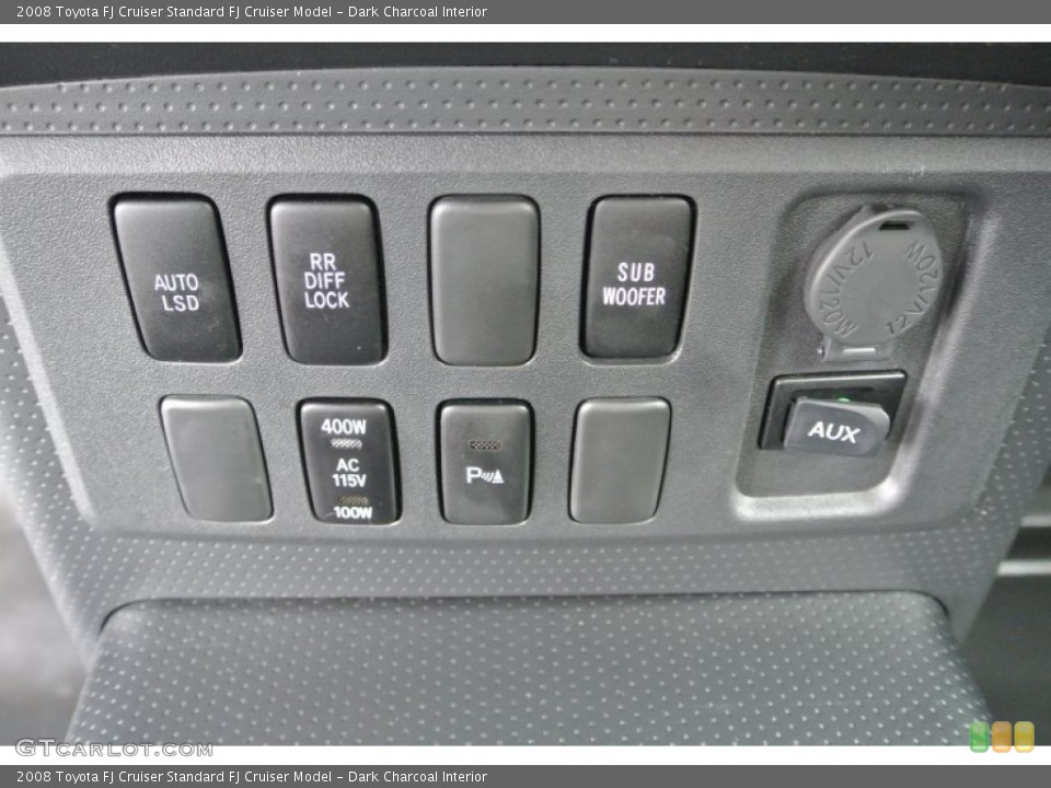 Dark Charcoal Interior Controls for the 2008 Toyota FJ Cruiser  #91346654