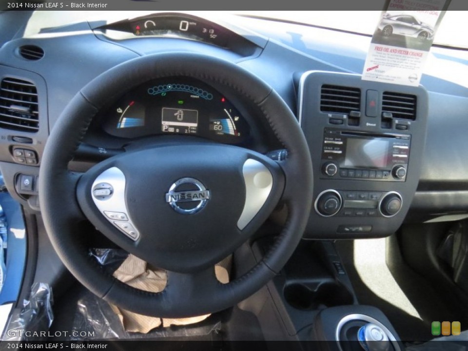 Black Interior Dashboard for the 2014 Nissan LEAF S #91425716