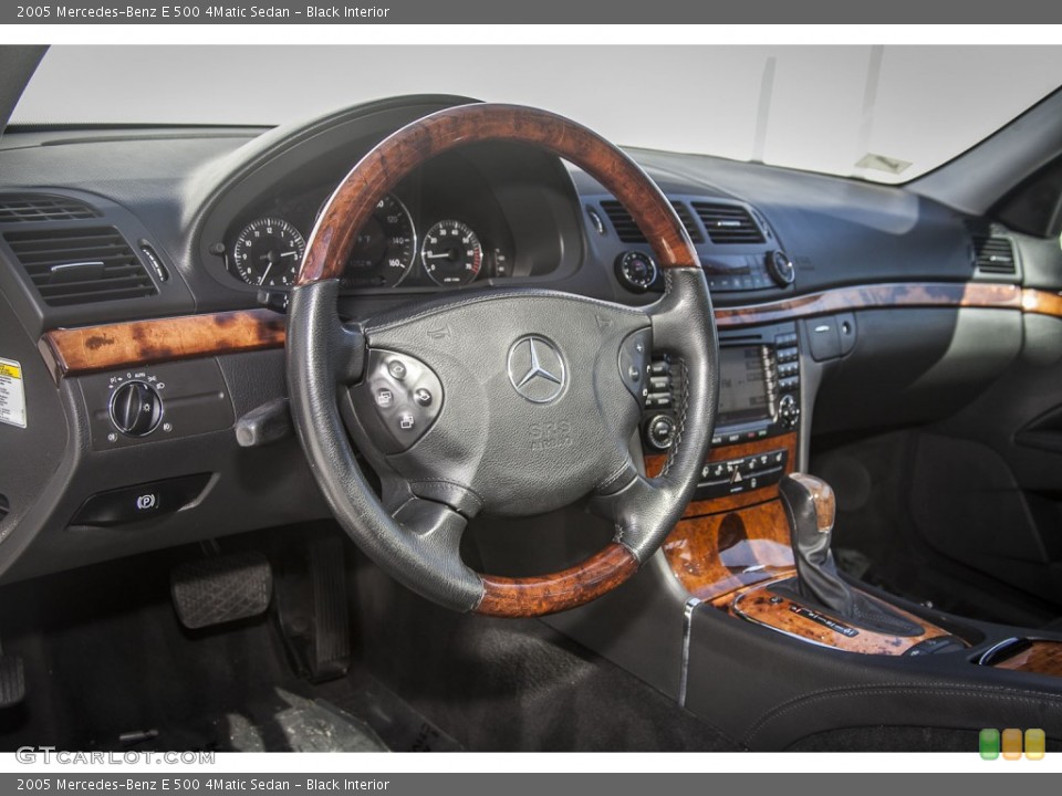 Black Interior Photo for the 2005 Mercedes-Benz E 500 4Matic Sedan #91435136