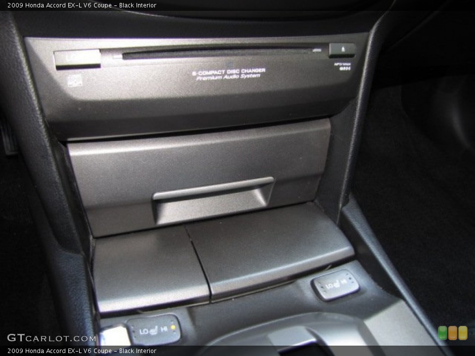 Black Interior Audio System for the 2009 Honda Accord EX-L V6 Coupe #91436960