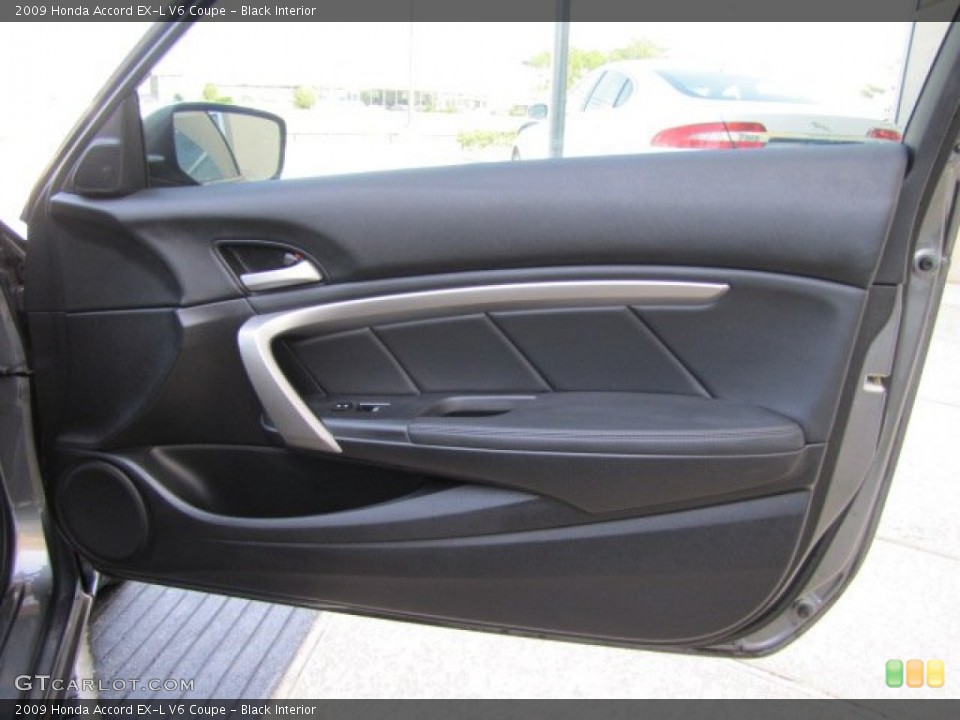 Black Interior Door Panel for the 2009 Honda Accord EX-L V6 Coupe #91437296