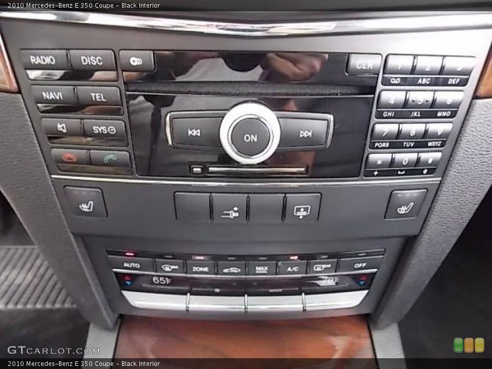 Black Interior Controls for the 2010 Mercedes-Benz E 350 Coupe #91463539