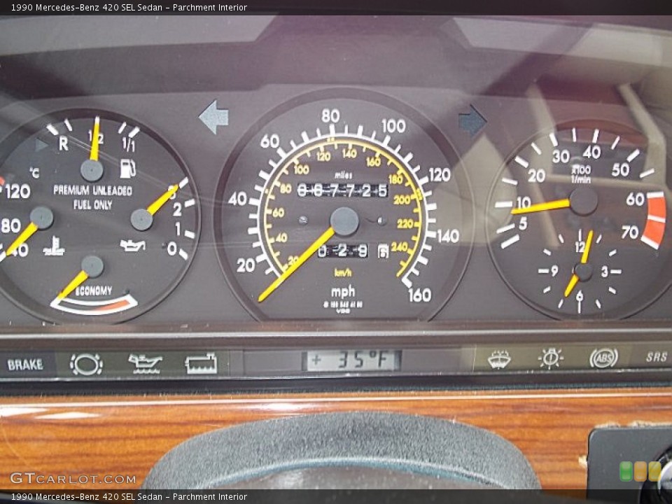 Parchment Interior Gauges for the 1990 Mercedes-Benz 420 SEL Sedan #91470601