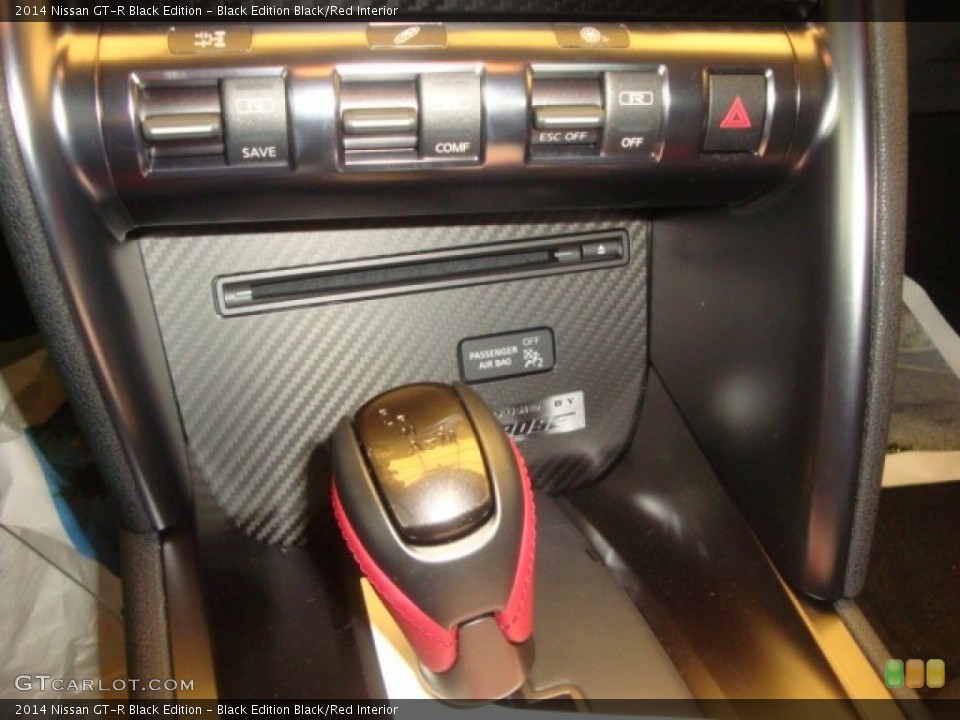 Black Edition Black/Red Interior Transmission for the 2014 Nissan GT-R Black Edition #91518833