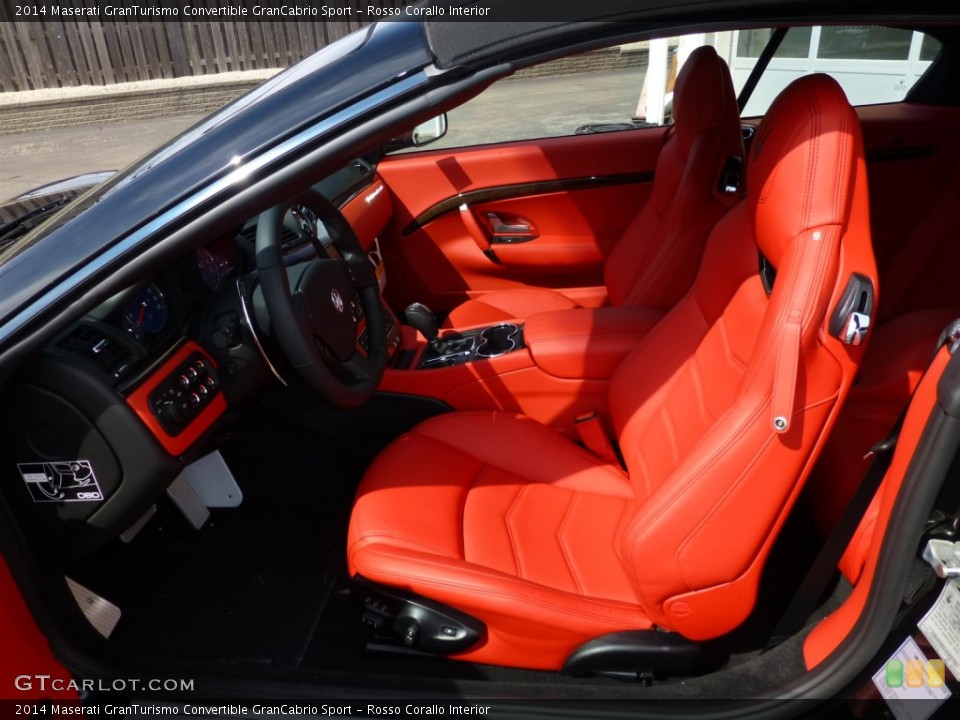 Rosso Corallo 2014 Maserati GranTurismo Convertible Interiors