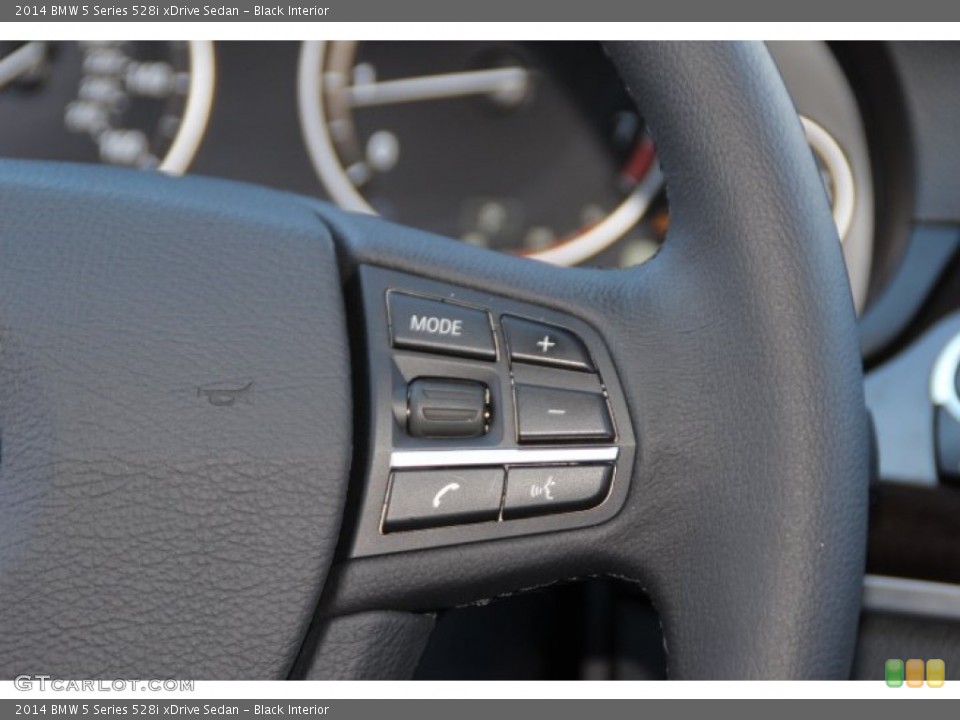 Black Interior Controls for the 2014 BMW 5 Series 528i xDrive Sedan #91580753