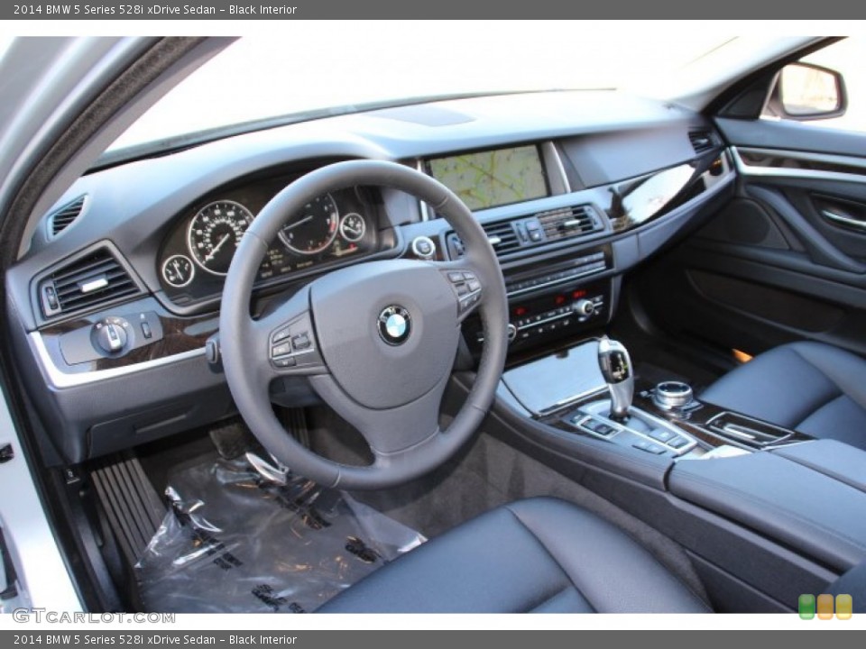Black Interior Photo for the 2014 BMW 5 Series 528i xDrive Sedan #91581161