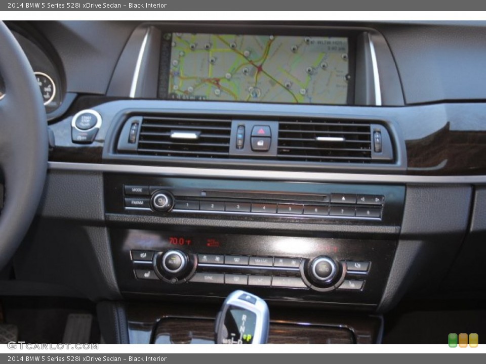 Black Interior Controls for the 2014 BMW 5 Series 528i xDrive Sedan #91581239