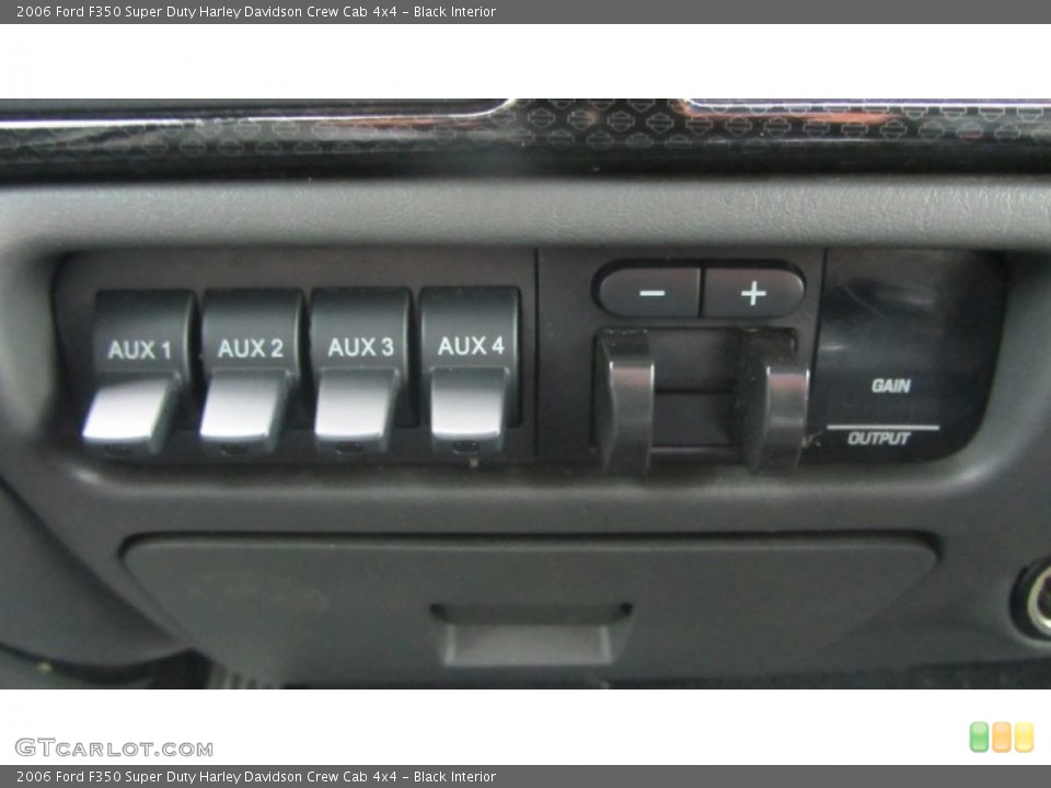 Black Interior Controls for the 2006 Ford F350 Super Duty Harley Davidson Crew Cab 4x4 #91589507