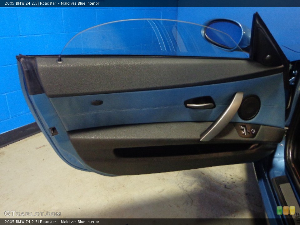 Maldives Blue Interior Door Panel for the 2005 BMW Z4 2.5i Roadster #91603326