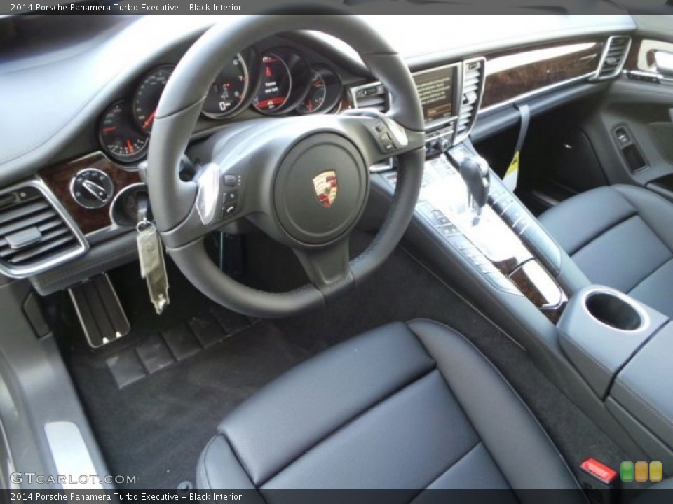 Black Interior Photo for the 2014 Porsche Panamera Turbo Executive #91614723