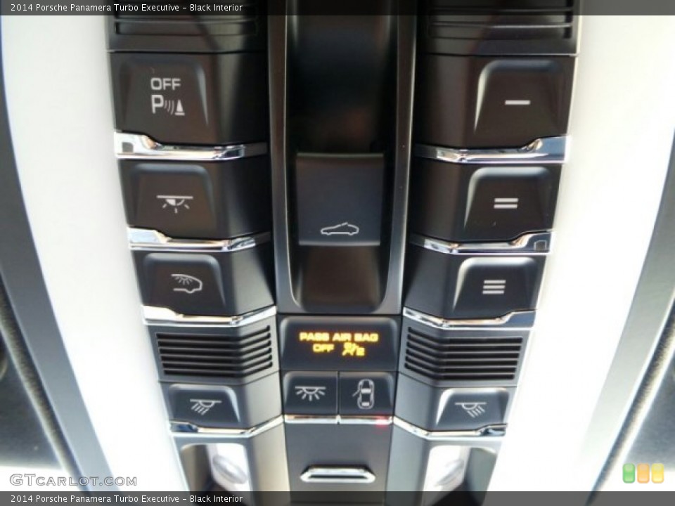 Black Interior Controls for the 2014 Porsche Panamera Turbo Executive #91614836