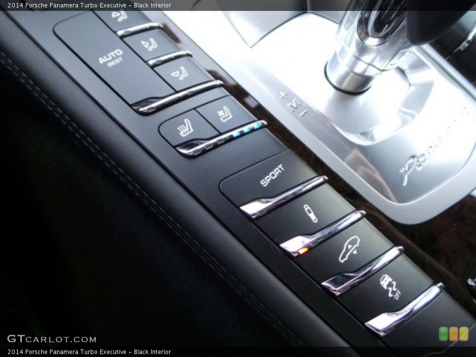 Black Interior Controls for the 2014 Porsche Panamera Turbo Executive #91614951