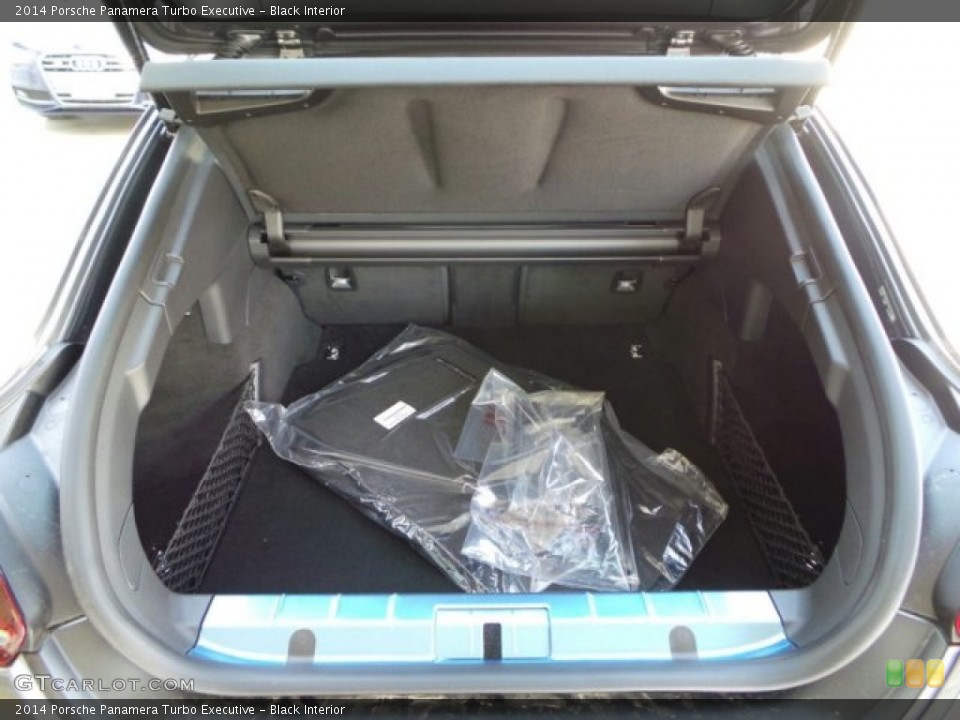 Black Interior Trunk for the 2014 Porsche Panamera Turbo Executive #91615181