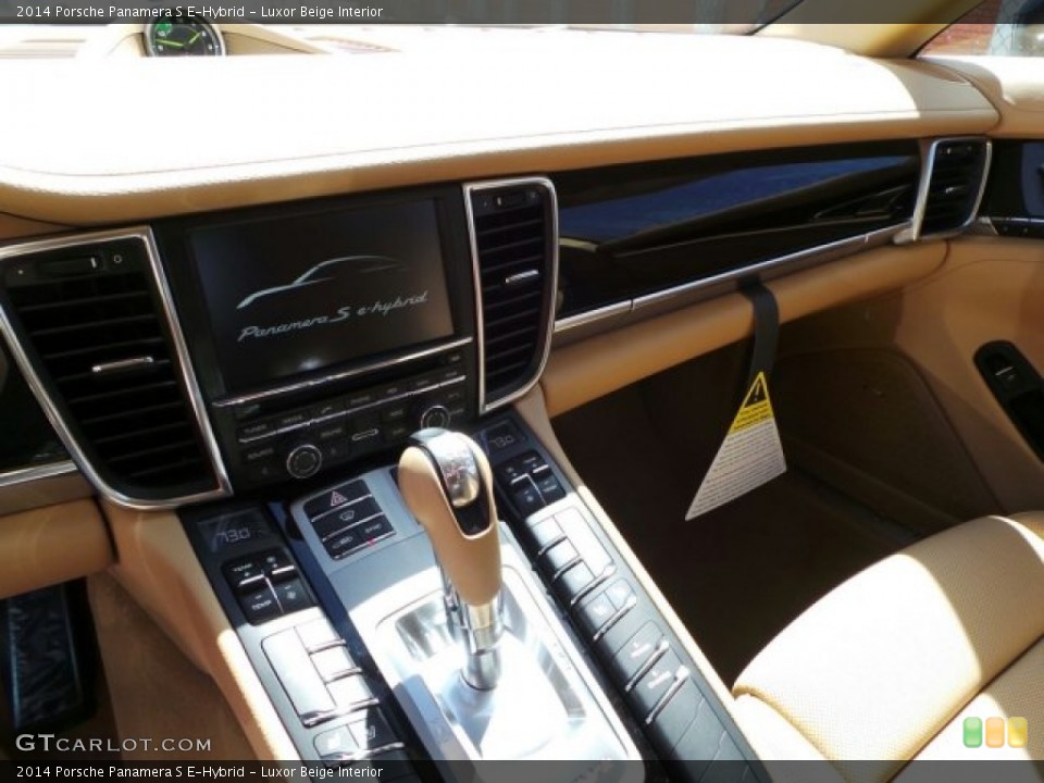 Luxor Beige Interior Controls for the 2014 Porsche Panamera S E-Hybrid #91615710