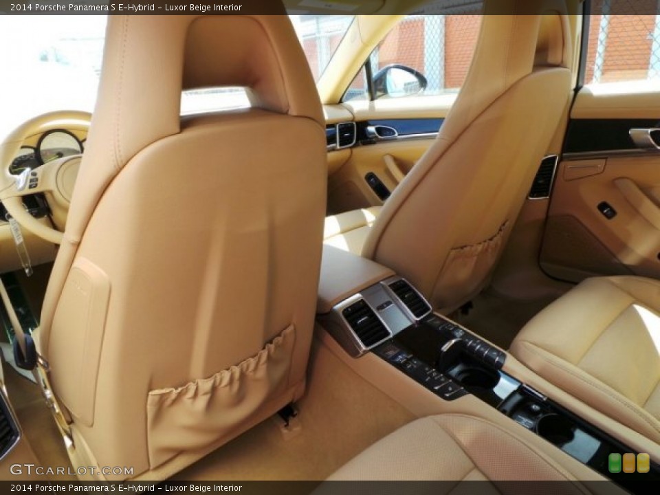Luxor Beige Interior Rear Seat for the 2014 Porsche Panamera S E-Hybrid #91615965