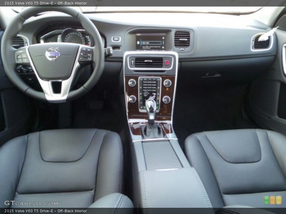 Off-Black Interior Dashboard for the 2015 Volvo V60 T5 Drive-E #91626351