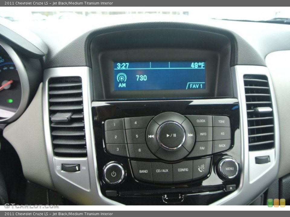 Jet Black/Medium Titanium Interior Controls for the 2011 Chevrolet Cruze LS #91638651