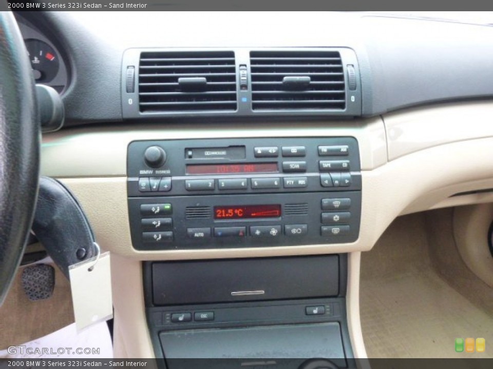 Sand Interior Controls for the 2000 BMW 3 Series 323i Sedan #91660475