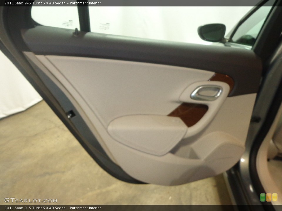 Parchment Interior Door Panel for the 2011 Saab 9-5 Turbo6 XWD Sedan #91666259