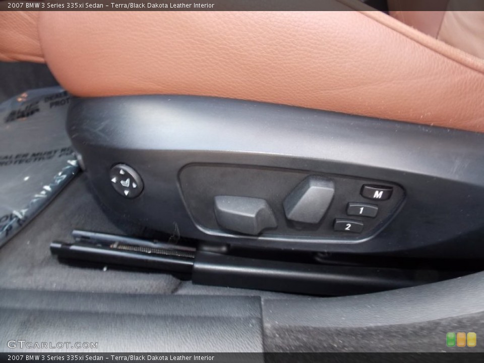 Terra/Black Dakota Leather Interior Controls for the 2007 BMW 3 Series 335xi Sedan #91669777