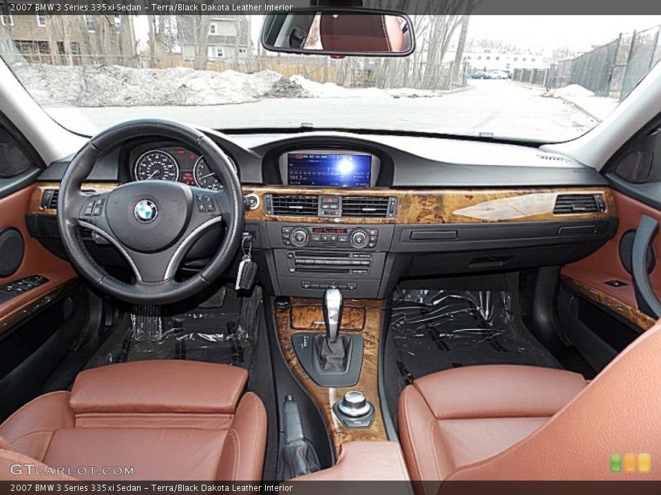 Terra/Black Dakota Leather Interior Dashboard for the 2007 BMW 3 Series 335xi Sedan #91669817
