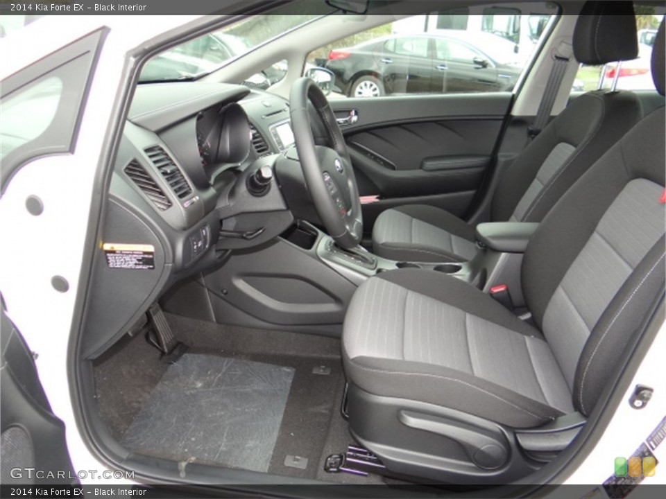 Black Interior Photo for the 2014 Kia Forte EX #91676927