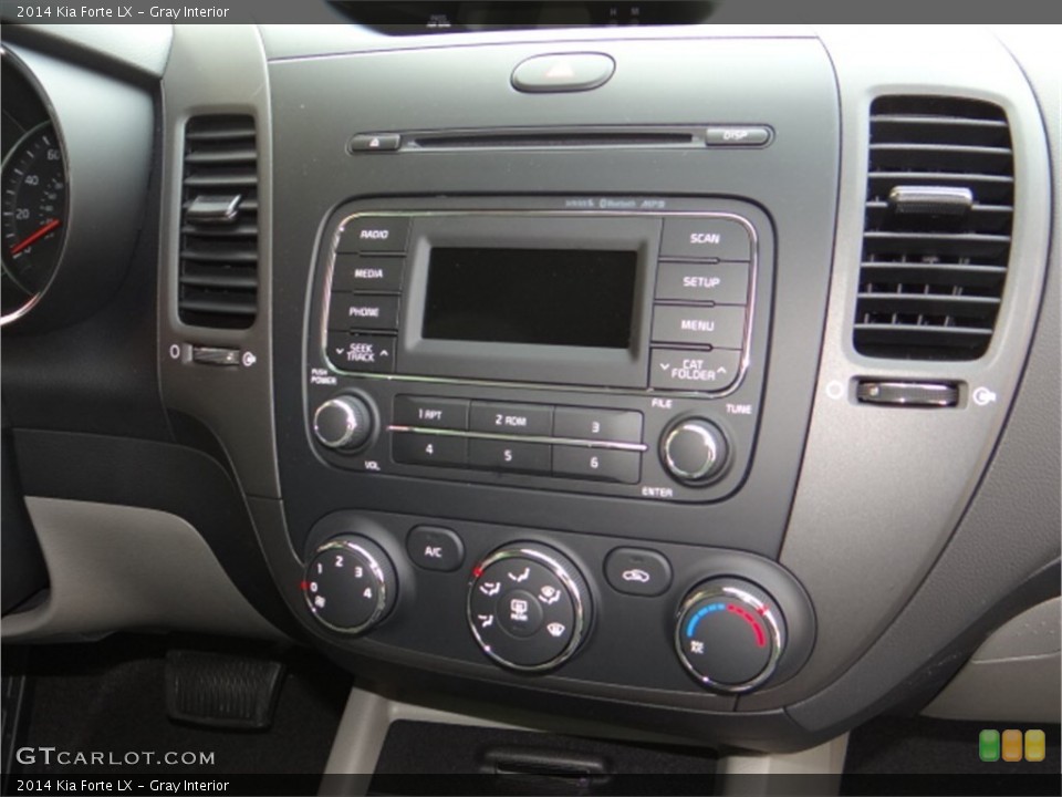 Gray Interior Controls for the 2014 Kia Forte LX #91677728