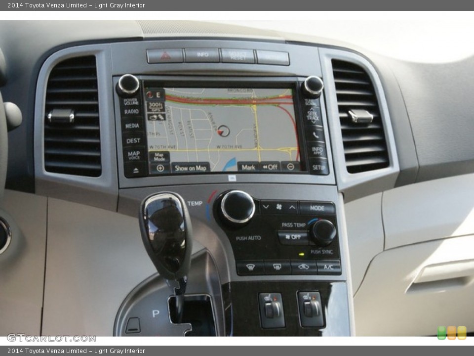 Light Gray Interior Controls for the 2014 Toyota Venza Limited #91679345