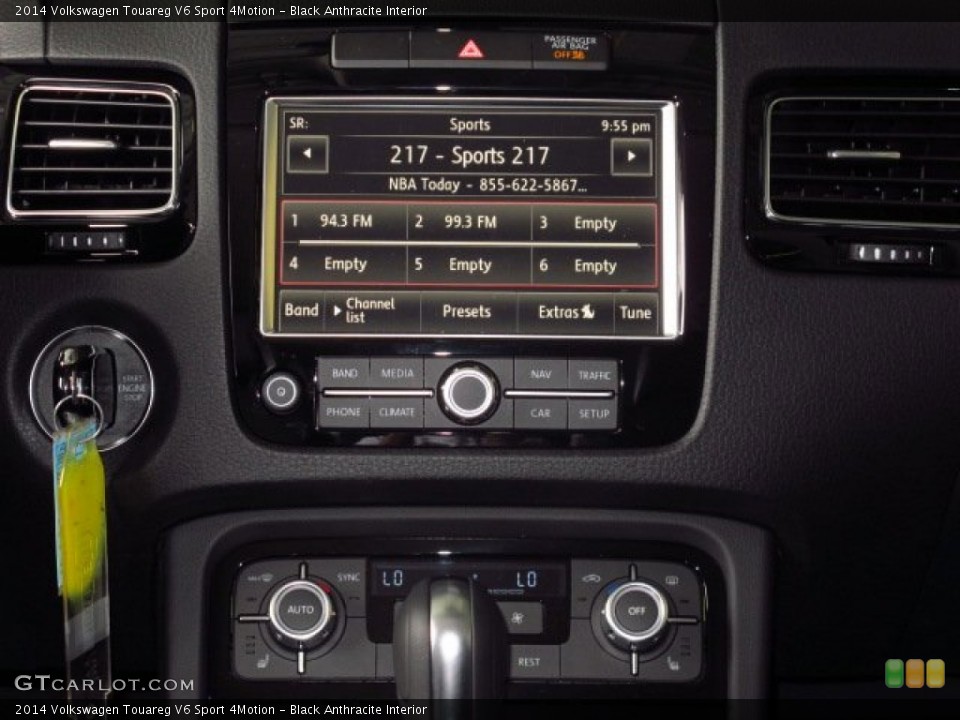 Black Anthracite Interior Controls for the 2014 Volkswagen Touareg V6 Sport 4Motion #91683077