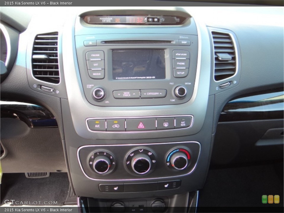 Black Interior Controls for the 2015 Kia Sorento LX V6 #91696103