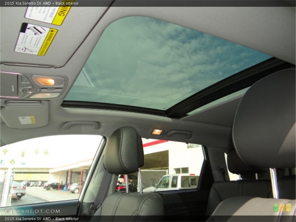 Black Interior Sunroof for the 2015 Kia Sorento SX AWD #91697897
