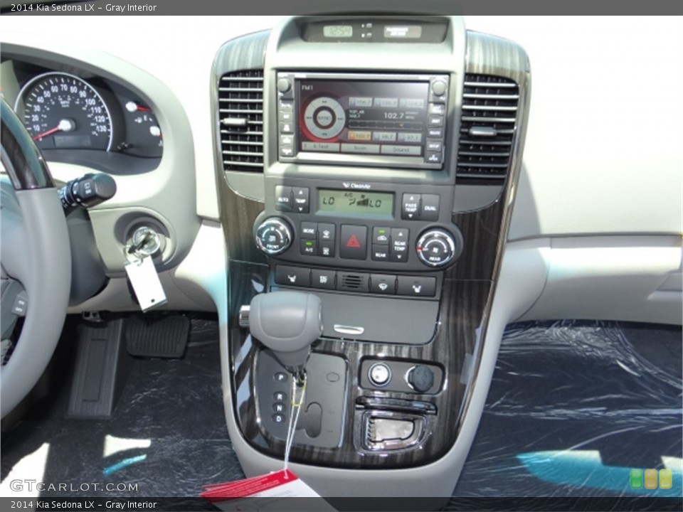 Gray Interior Controls for the 2014 Kia Sedona LX #91699031